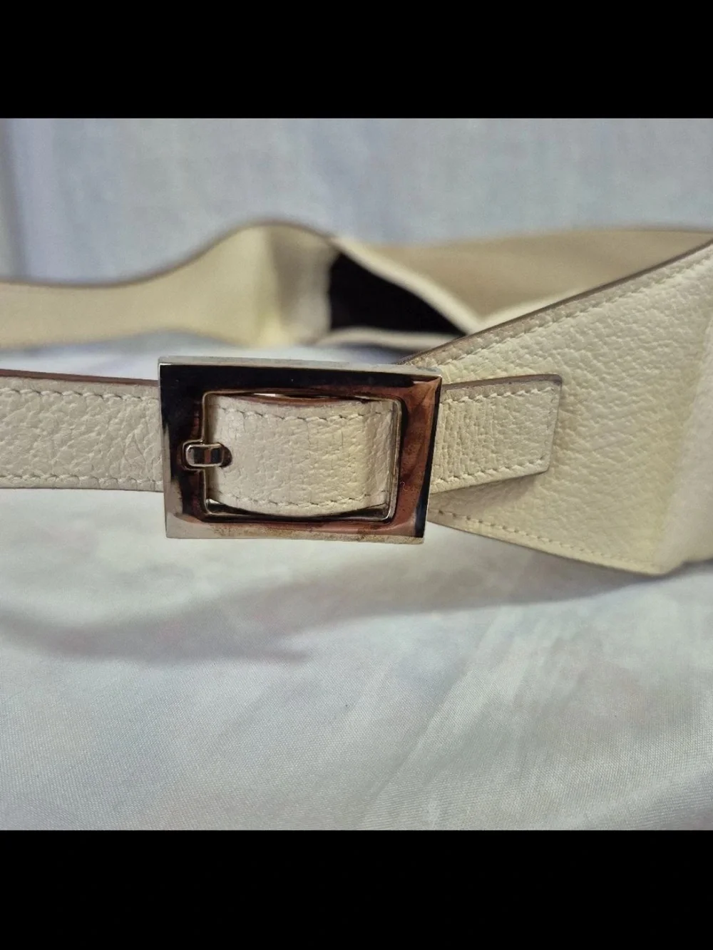 Gucci Neutral Beige and Cream Shoulder Bag with Front Buckle